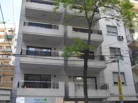 SENILLOSA 26 6º A (entre Av. Rivadavia y Chaco)