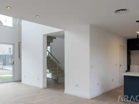 Casa en Venta Barrio Los Talas- Canning- Credito Hipotecario