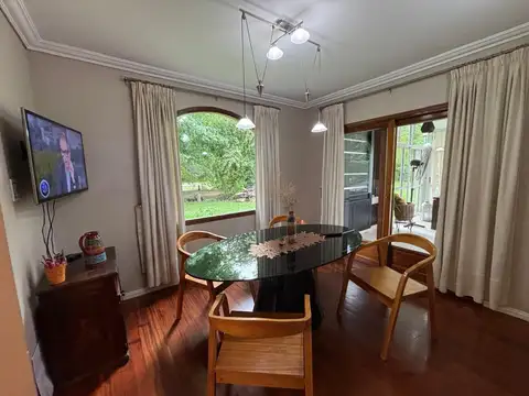 Casa en alquiler temporal 6 ambientes con pileta country La Tradicion