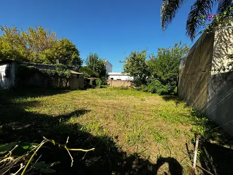 NUEVO VALOR - Terreno en venta en Morón norte. Zona Residencial