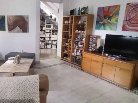 Oportunidad! u$s 1479 x m2 Venta Casa 6 amb Villa Devoto