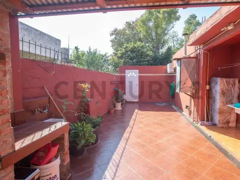 VENTA PH 4 AMB PATIO Y PARRILLA P.PODESTA APTO CRE