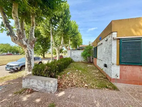 Avenida Rivadavia 1700