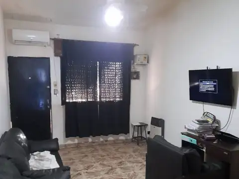 Casa en Barrio La Guardia- Dos Dormitorios- Venta