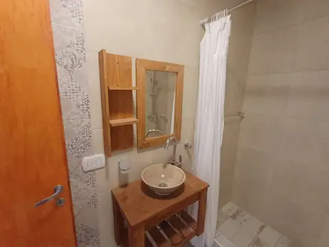 Depto Tipo Casa en Alquiler en Villa Gobernador Udaondo, $ 550.000