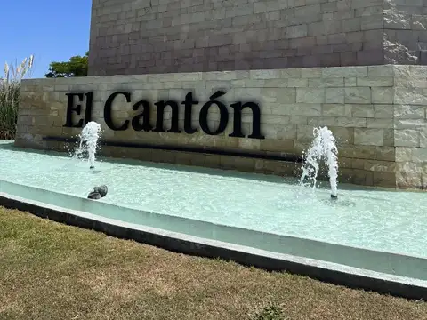 Avenida de los Lagos B Puertos 100