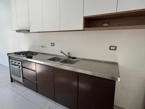 Pte Peron 3665 , Piso 1