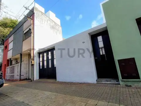 18 entre 41 y 42 100, Piso 0