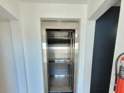 Oficina en Venta en Moreno, USD 150.000