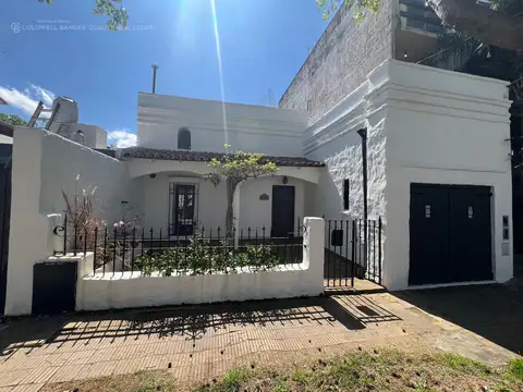 Venta casa en San Isidro con pileta y oficina
