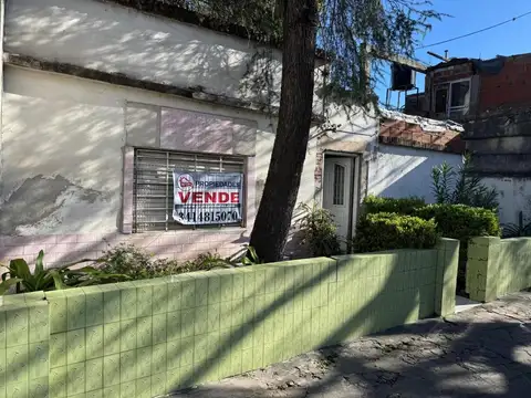 Sugasti 3400, a reciclar, 1 dormiitorio, comodin,133 M2 lote