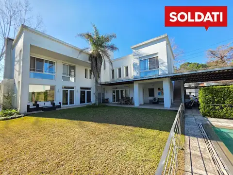 Casa en Venta de 5 dormitorios