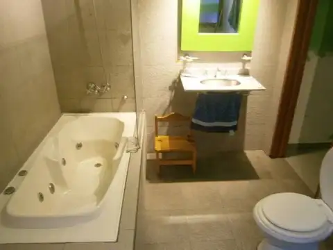 Casa en Venta en Avellaneda, USD 180.000