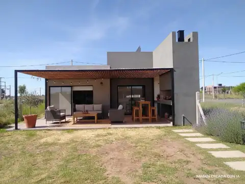 VENTA: Casa de dos dormitorios en Villa Amelia, ECO VIDA