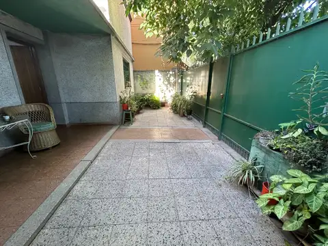 AMPLIO PH DE 4 AMBIENTES EN MUNRO.