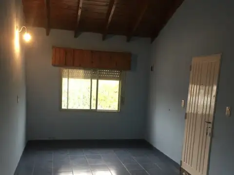 Casa en Alquiler en Virreyes Oeste, $ 700.000