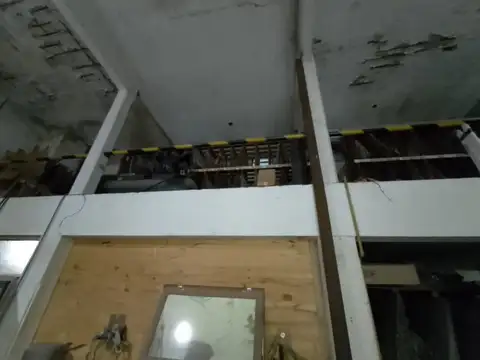 Local en Venta Via Pública