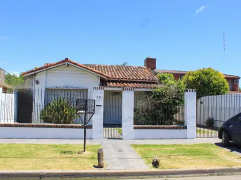 CASA 4 AMBIENTES EN VENTA TRONCOS DEL TALAR