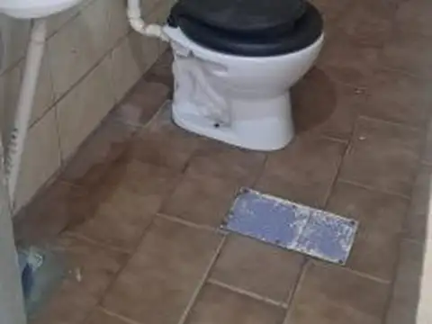 Local en Alquiler en Alvear, $ 390.000