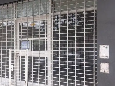 AMPLIO LOCAL COMERCIAL