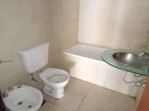 Departamento en Alquiler con 1 cocheras