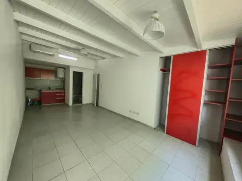 ALQUILER MONOAMBIENTE MITRE 2600