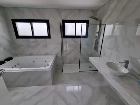 Casa en Puertos del Lago