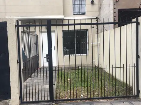 ALQUILER DOS AMBIENTES GUIDO SPANO 144 BELLA VISTA