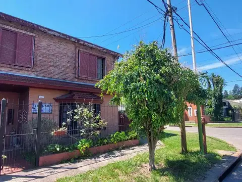 VENTA CASA 4 DORMITORIOS, LOS POLVORINES CENTRO