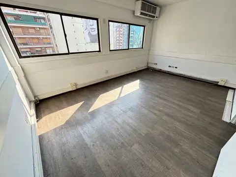 Oficina en Alquiler en Belgrano, $ 500.000