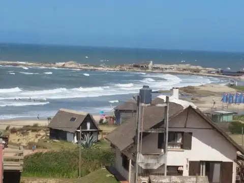 HOTEL 4 ESTRELLAS CON PARADOR DE PLAYA