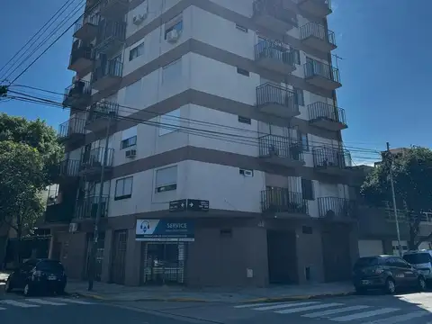 Adolfo P. Carranza al 2600