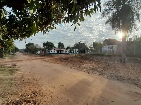 Terreno en Venta en Esquina, USD 25.000