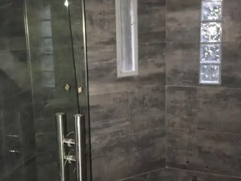 Depto Tipo Casa en Venta con 3 cocheras