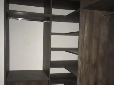 Triplex de 4 amb con garaje, fondo y parrilla