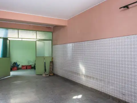 CASA 5 DORMITORIOS VENTA MACROCENTRO EN ESQUINA