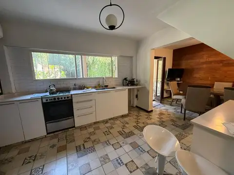 Depto Tipo Casa en Alquiler al Este