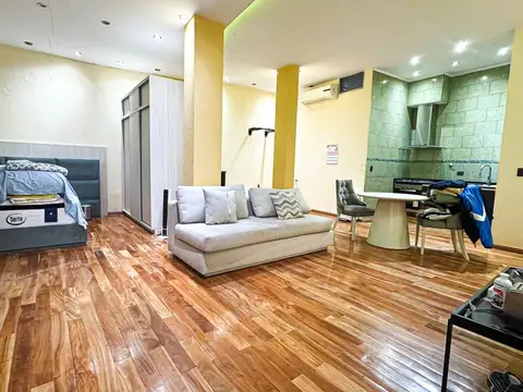 CASA VENTA 9 AMB CABALLITO NORTE LOTE PROPIO