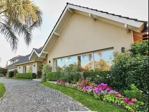 Casa en Venta de 4 dormitorios