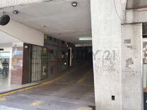 Tucuman 1400, Piso 0