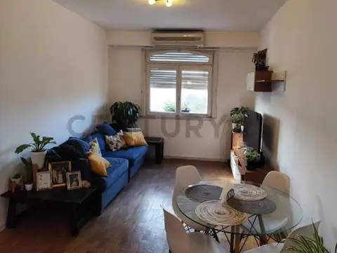 VENTA DE PH DE 3 AMBIENTES + ESCRITORIO POR ESCALERA -PATERNAL