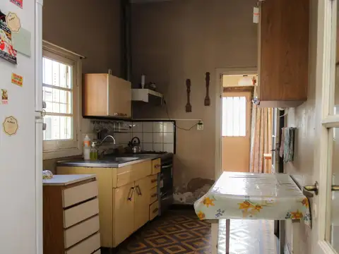 Casa 3 ambientes con 1 baño