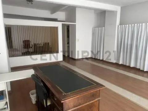 VENTA LOCAL COMERCIAL EN PLANTA BAJA