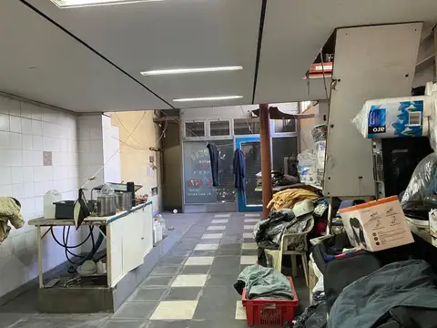 Galpon en Alquiler en Lanus Oeste, USD 2.400