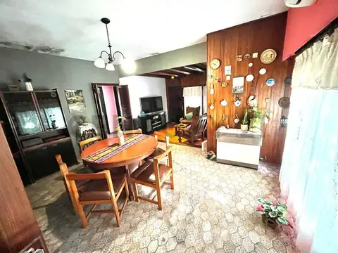 Casa en Venta con 1 cochera