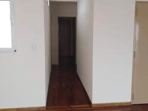 Departamento 5 ambientes con 3 baños