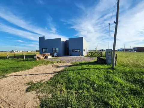 VENTA CASA QUINTA BARRIO EL VIEJO OMBU (SAN VICENTE)