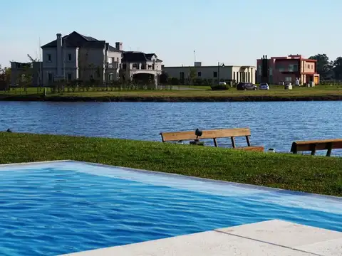 VENTA, EXCELENTE LOTE A LA LAGUNA EN BARRIO LA PROVIDENCIA, EZEIZA.