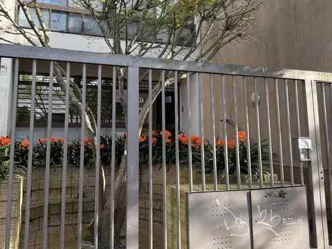 Oficina 3 ambientes con 1 baño