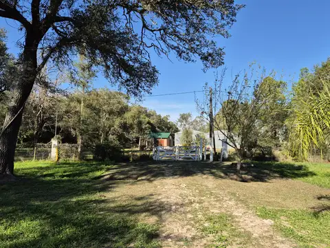 2 Hectáreas con potencial de 20 lotes o más, sobre acceso principal!